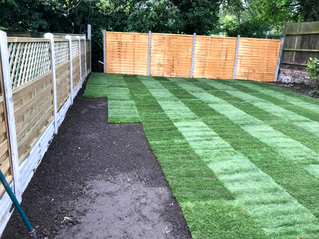 ealing-gardener-W5-01